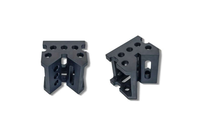Eckanbindung groß, Guss, nitriert, diagonale Tischverlängerung im 45° Winkel, Material GGG40, 200mm x 200mm x 170mm