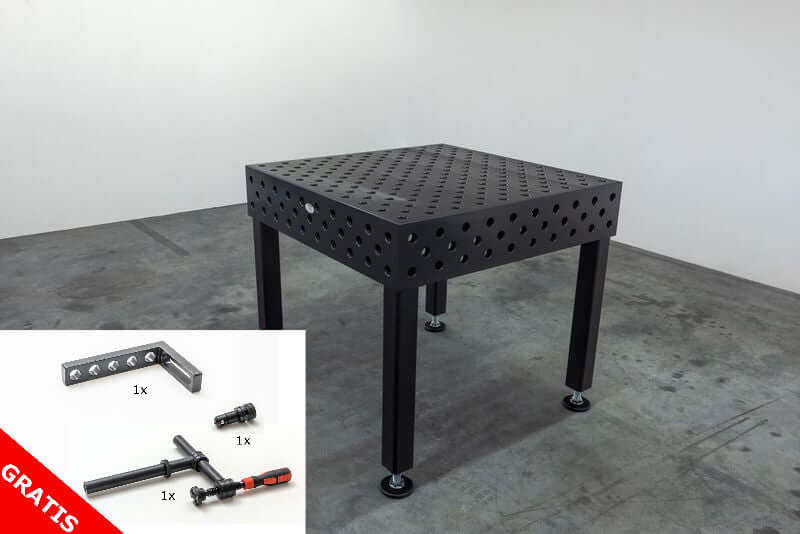 Schweißtisch 1000mm x 1000mm PRO, Stahl S355J2+N, plasmanitriert, diagonale Lochung, 416 kg, mit höhenverstellbaren Tischfüßen