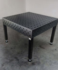 Schweißtisch 1200mm x 1200mm mit plasmanitrierter Oberfläche und 28mm Lochdurchmesser