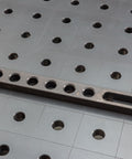 Anschlag 525mm x 50mm x 25mm mit 7 Systembohrungen und Langloch